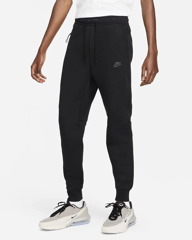 Nike Tech Fleece - M и L Размер Оригинални