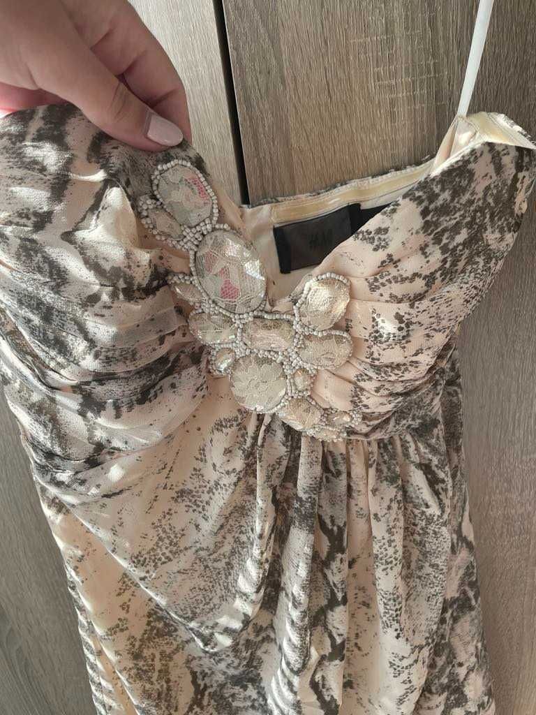 Официална къса рокля H&M 36 размер