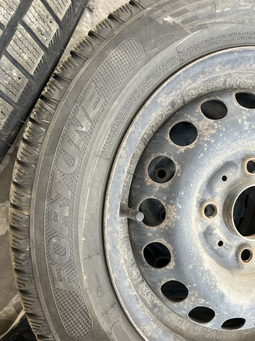 Зимни гуми за митсубиши Колт 2005 Гумирчтебса на 5000 км 175/65/14