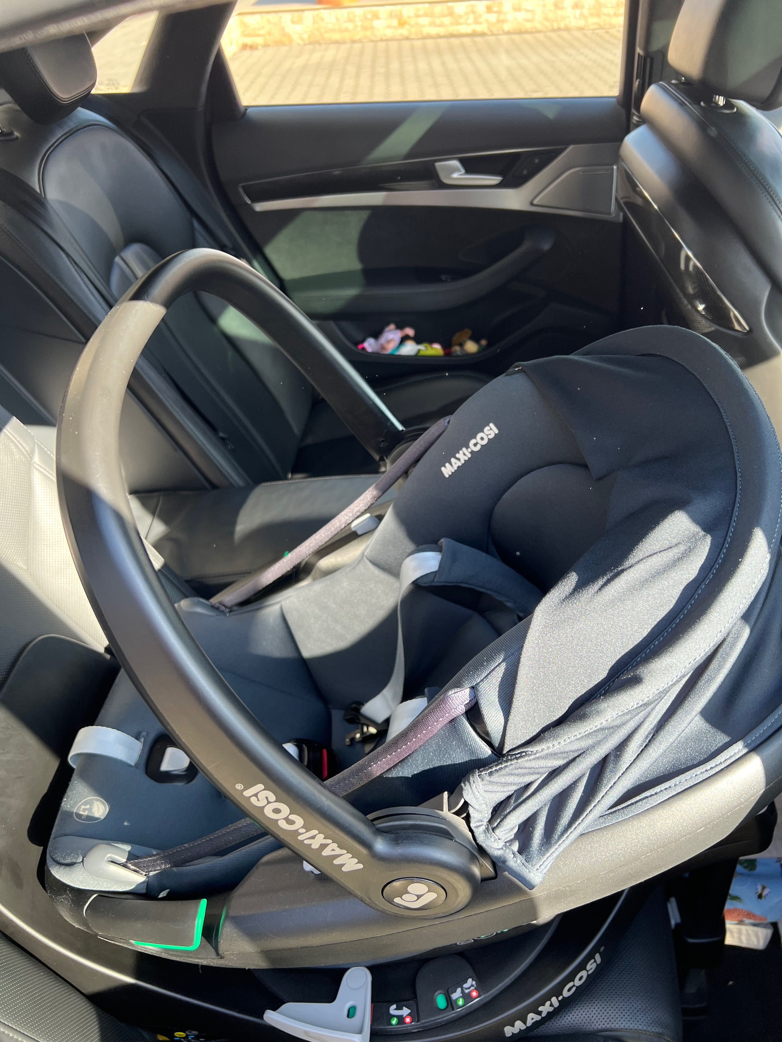 Maxi Cosi Coral 360 Essential Graphite