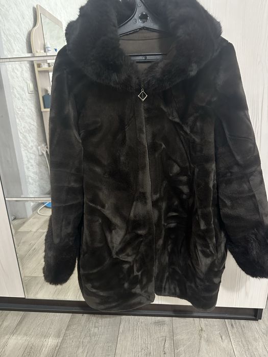 Продам шубку искуственную