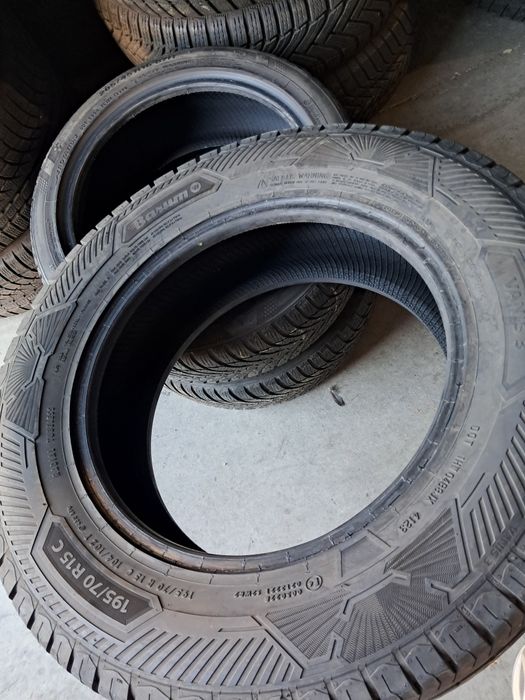 1xAnvelopa second vara 195 70 R15C Barum 2023