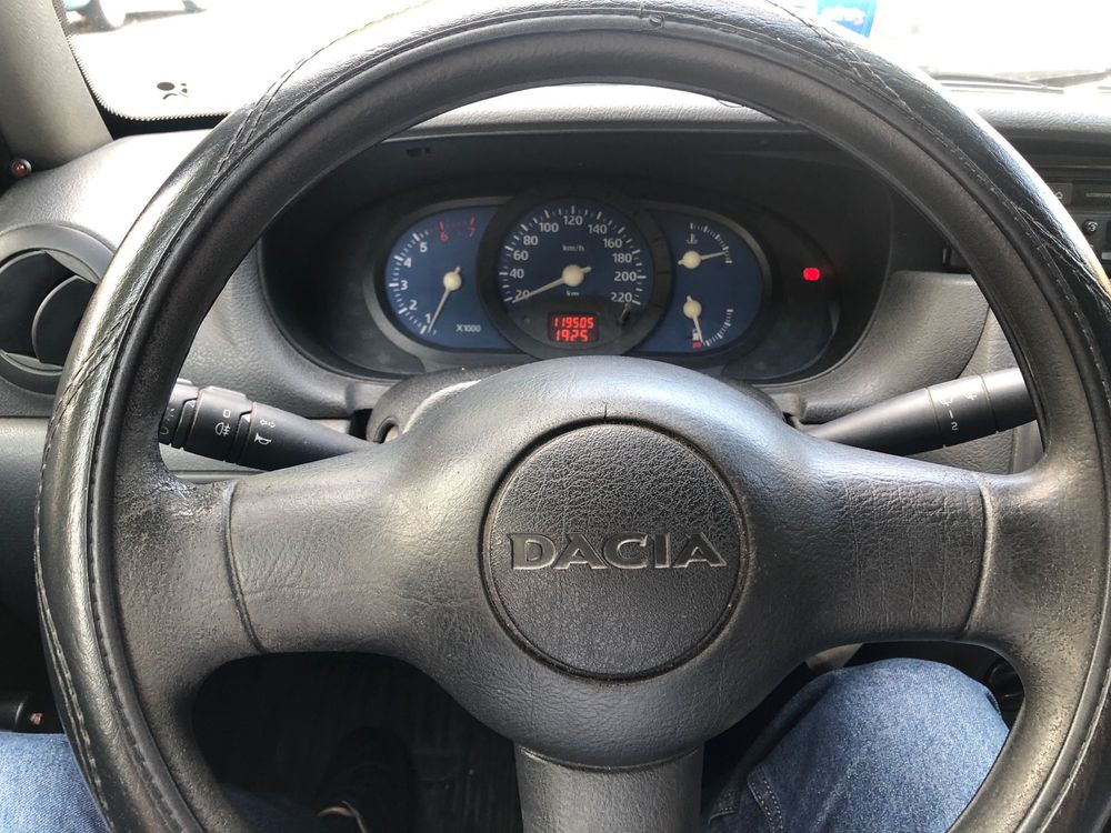 Dacia Solenza 2003