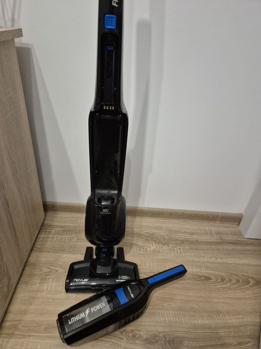 Aspirator fără fir Rovus cu filtrare apă + HEPA, perie LED