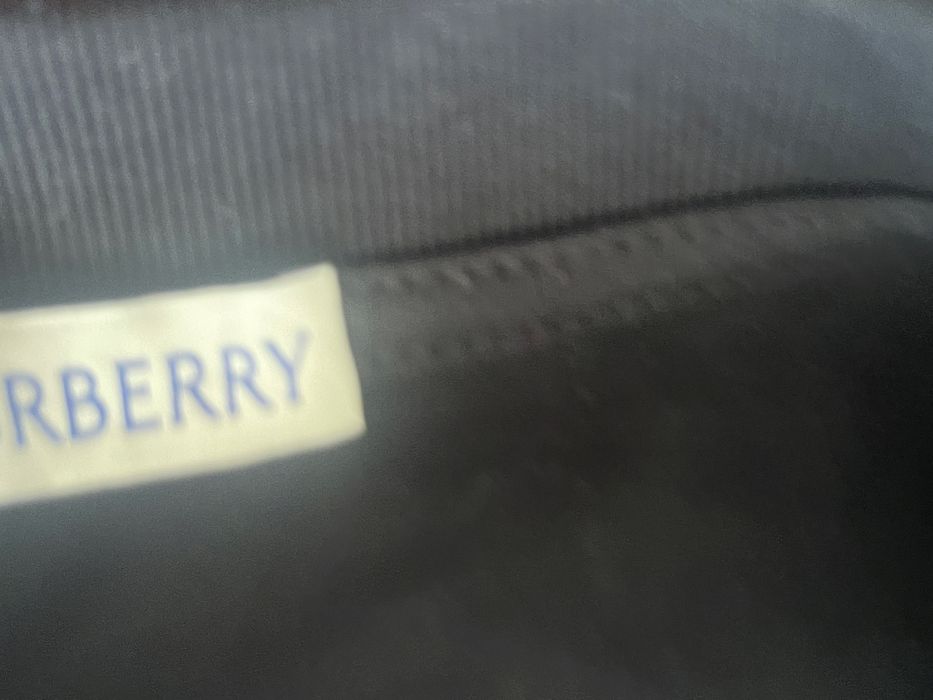 Tricou burberry negru water proof