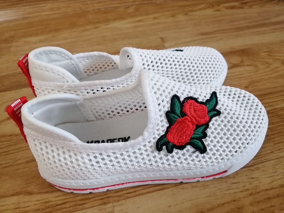 Детская обувь новое