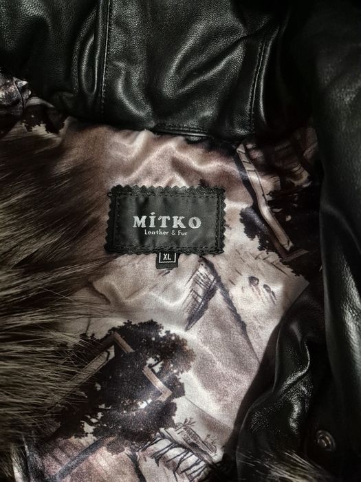 Geaca din piele naturală