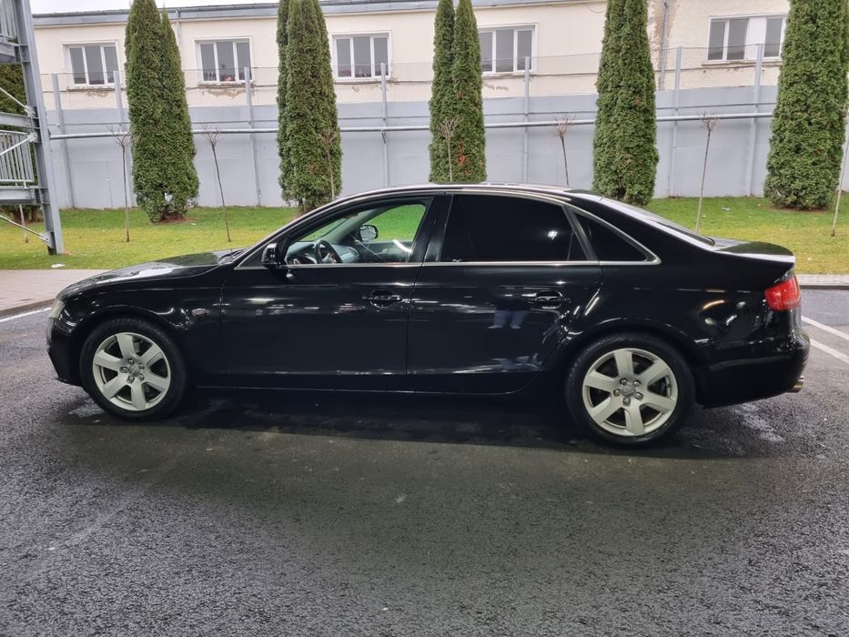 Audi A4 B8 2010.