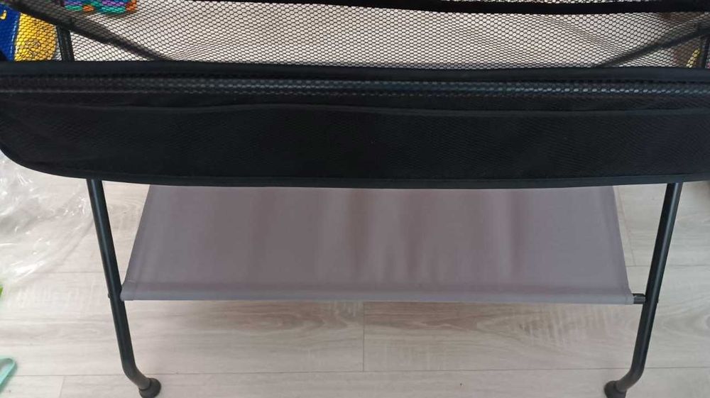 Masa de infasat , multifunctionala, pliabila, cos de depozitare