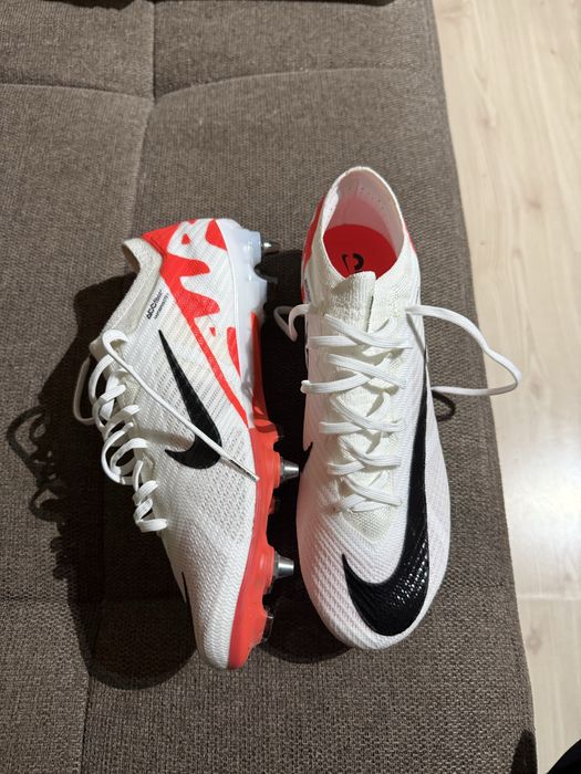 Niker mercurial