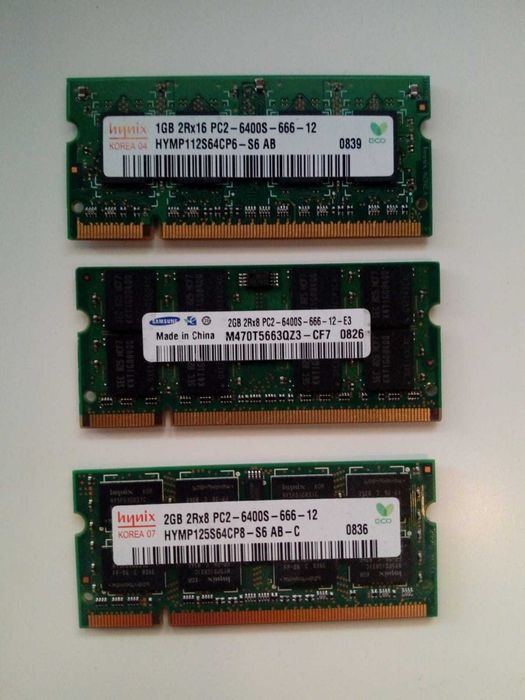 Memorii RAM Laptop (2 x 2GB + 1GB, DDR2, 800Mhz)