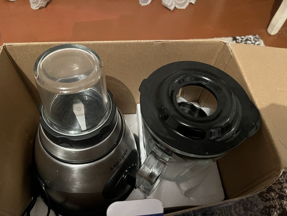 Блендер новый не использованный