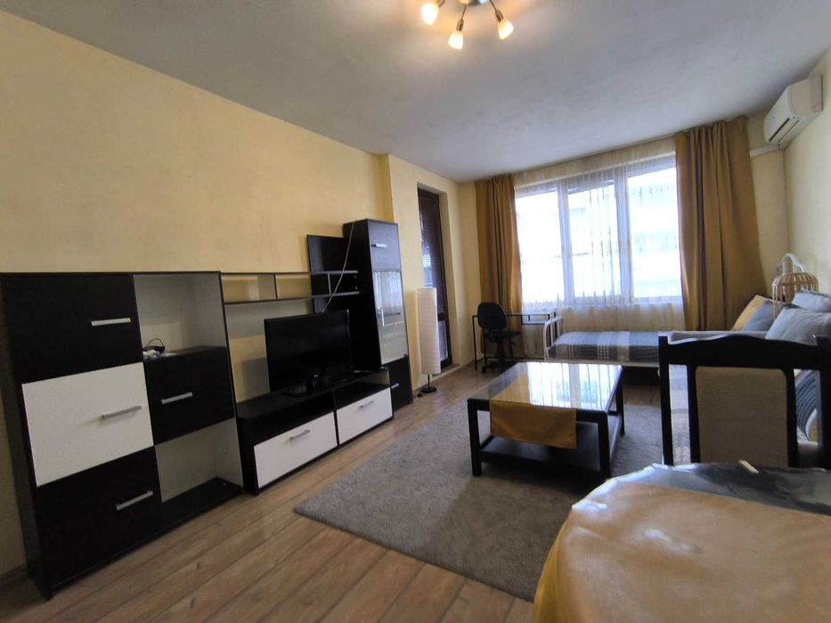 Двустаен нов апартамент, кв.Левски, Вива, срещу Била, до ТУ