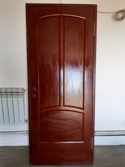 Продам деревянные двери