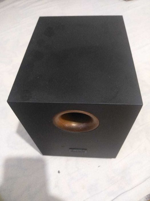 Мини сабвуфер свыходом 2по 5вт