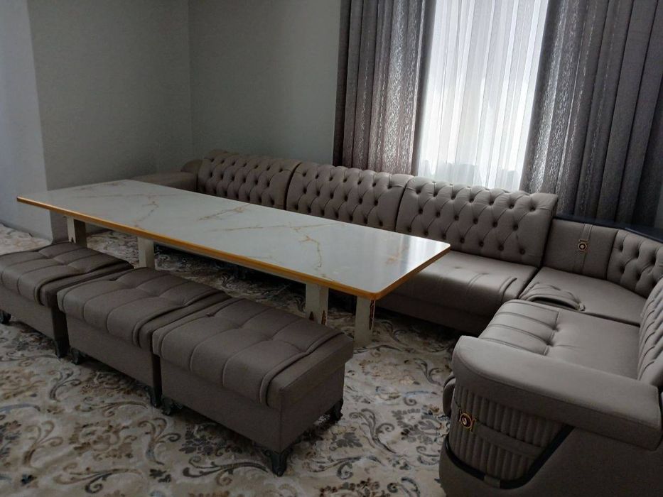 O'rikzor bozir yonida