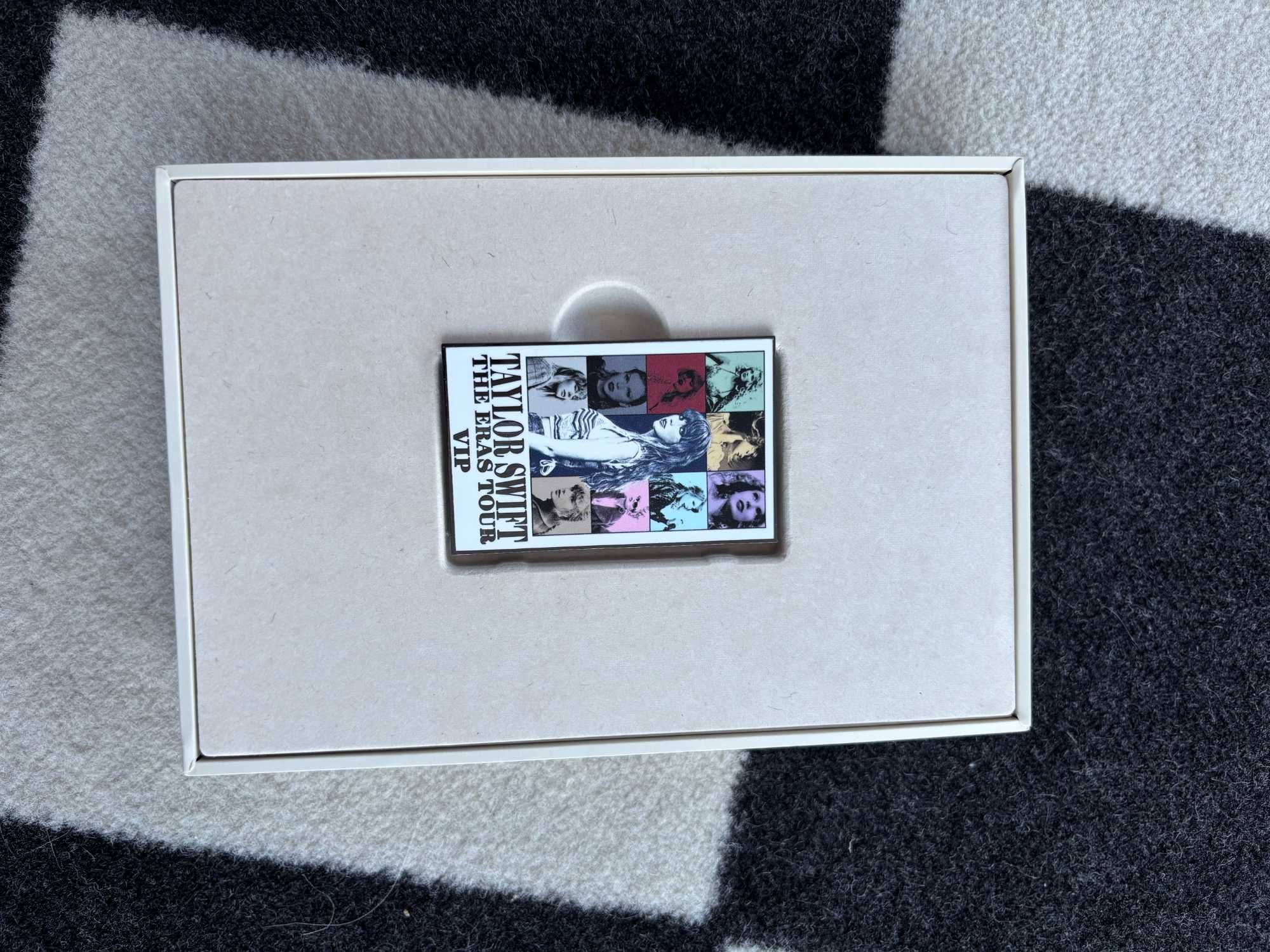 Taylor Swift "The Eras Tour" VIP box + Newspaper from the event