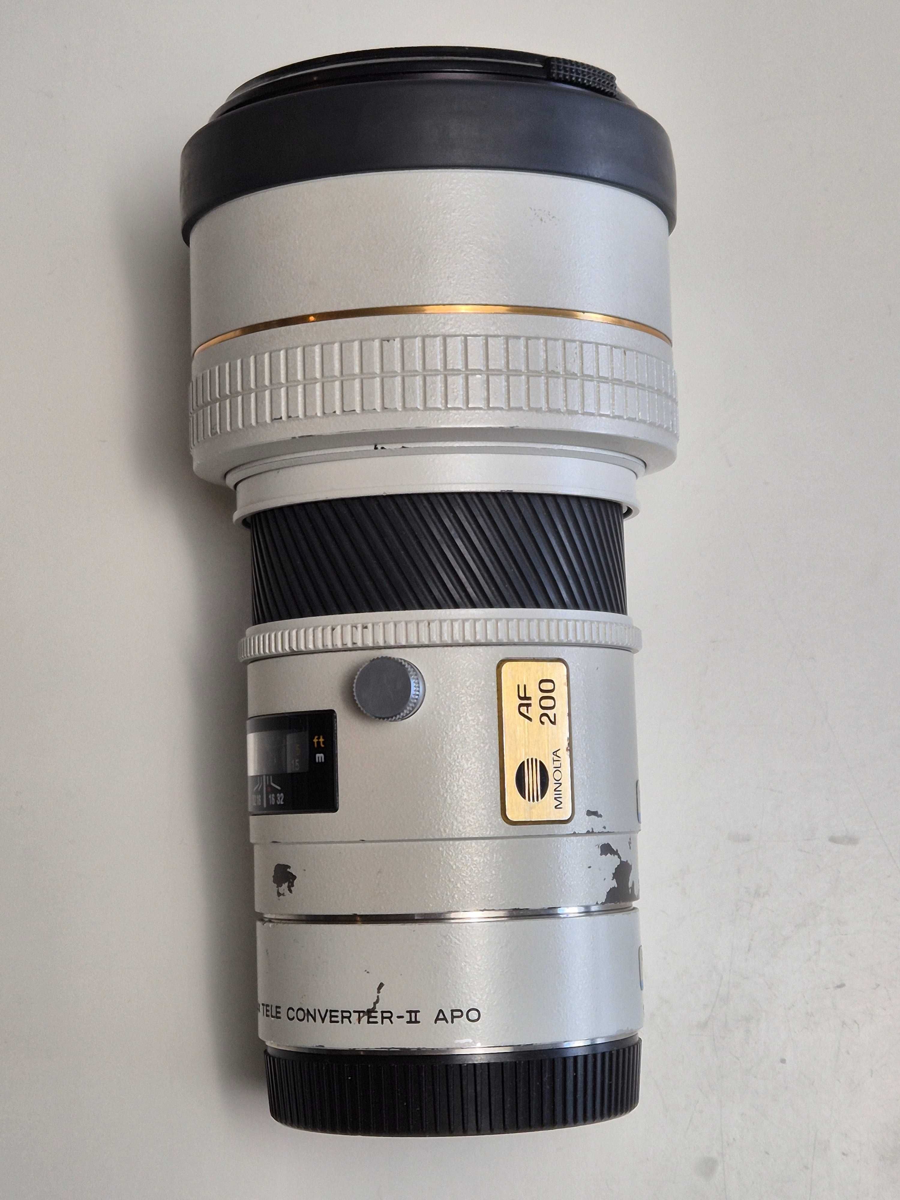 Minolta AF 200mm F2.8 G APO HS + Minolta 1.4x TC II