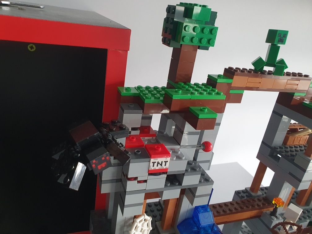 Lego minecraft The Mine 21118