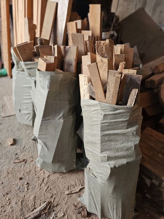 Дрова  в  мешках