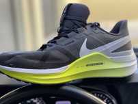 Adidasi nike 48,5
