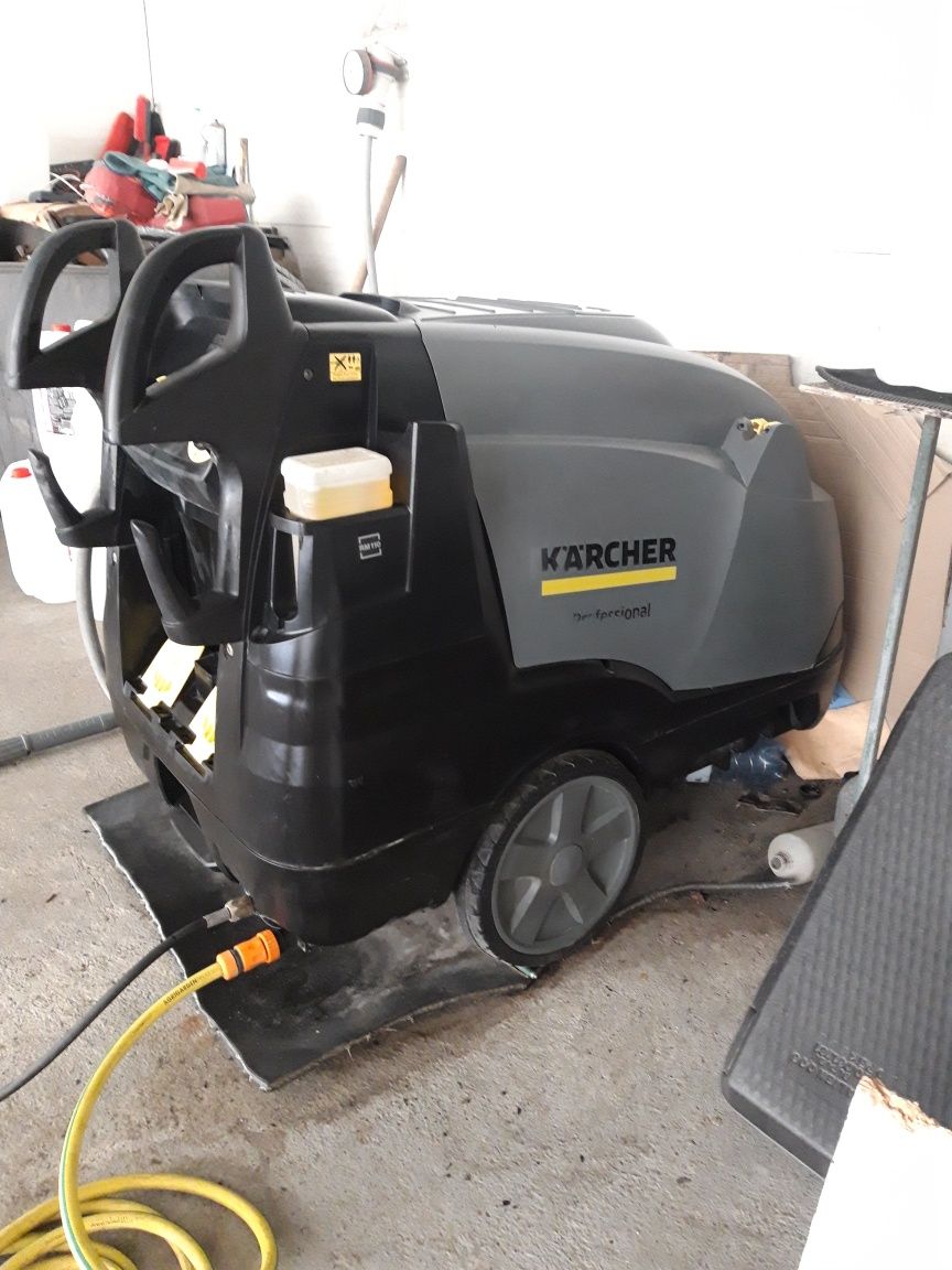 Pompa de spalare apa calda Karcher HDS  E 8/16