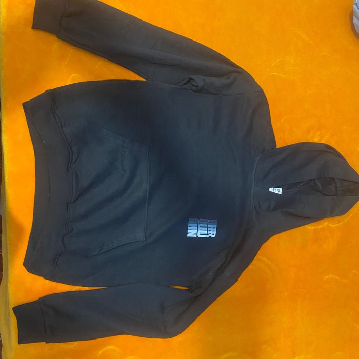 Hanorac Unisex Negru M – Stil Minimal & Versatil!