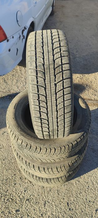 Авто покрышка состояние идеальное