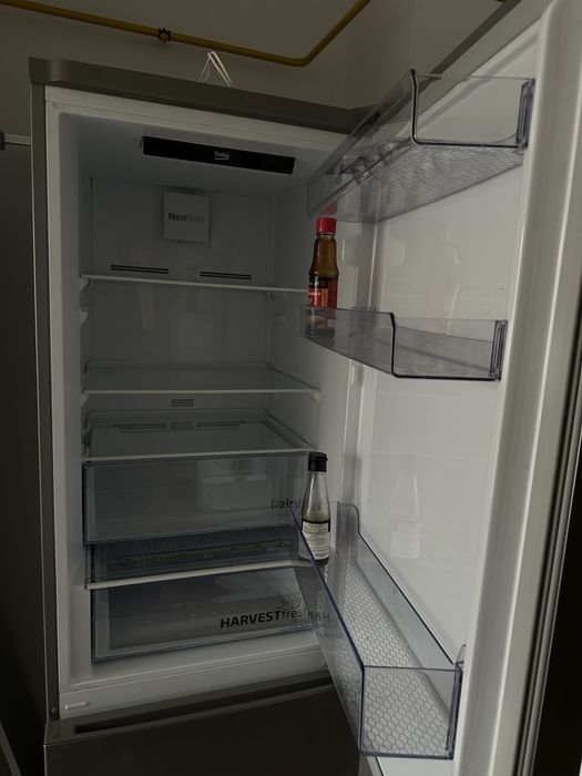 Frigider beko 2023