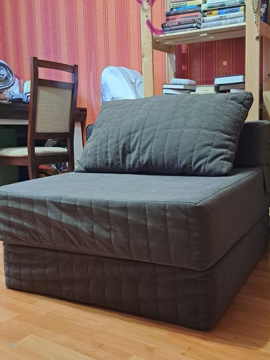 Бескаркасное кресло-кровать