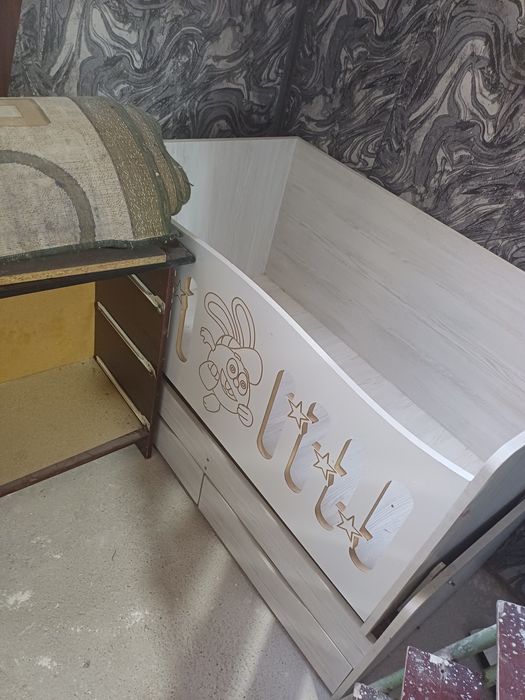 Детская кроватка в отличном состоянии