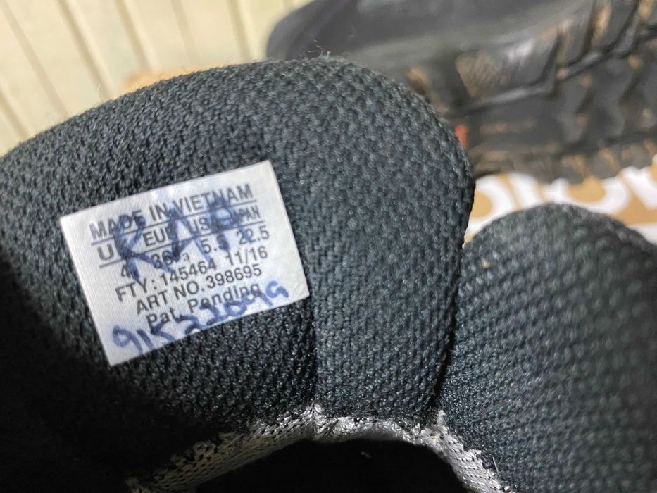 ''Salomon Meadow Gore-Tex''оригинални боти 36 номер