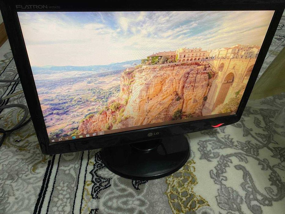 LG orginal  monitor