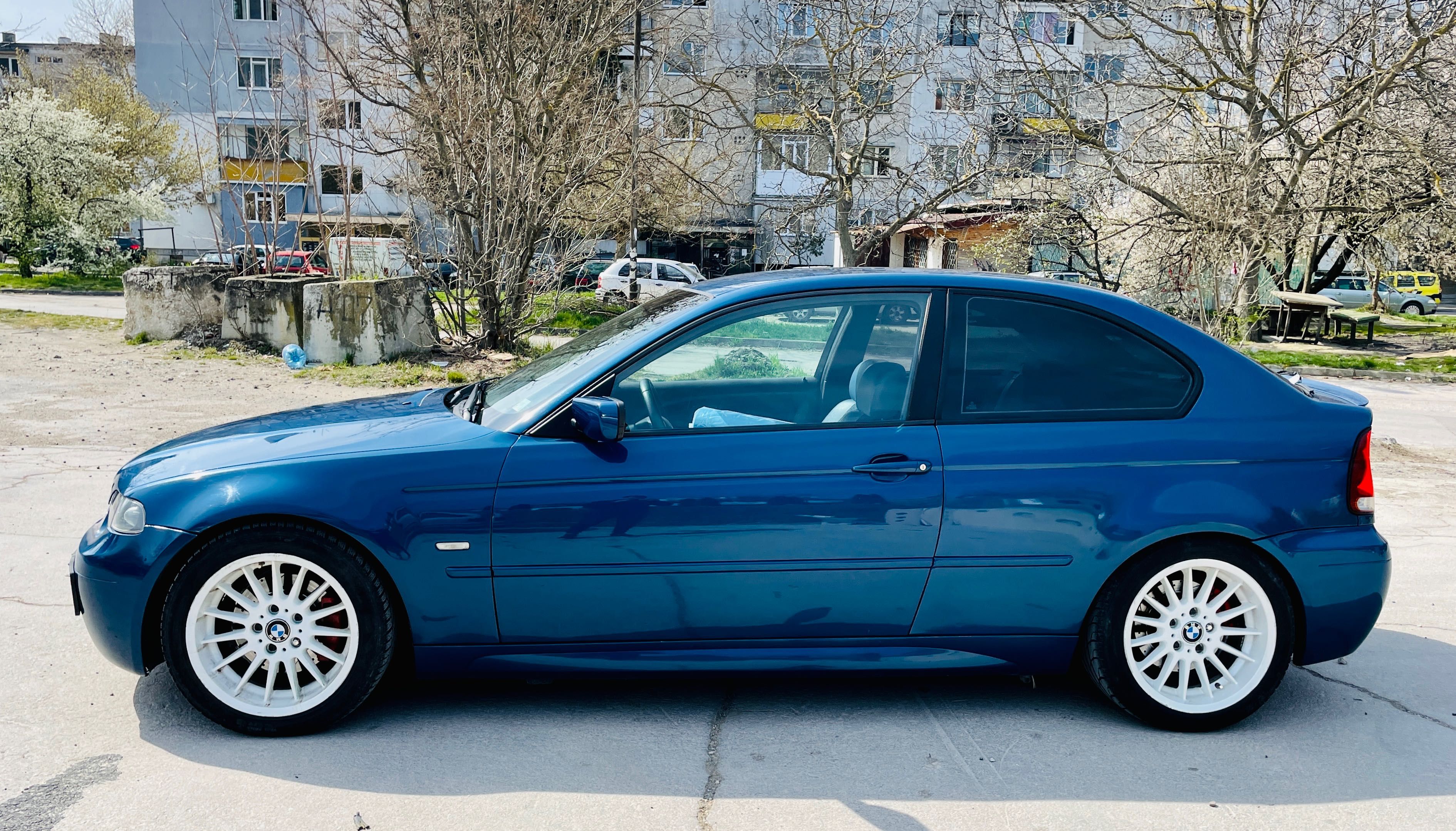 BMW e46 325ti Compact