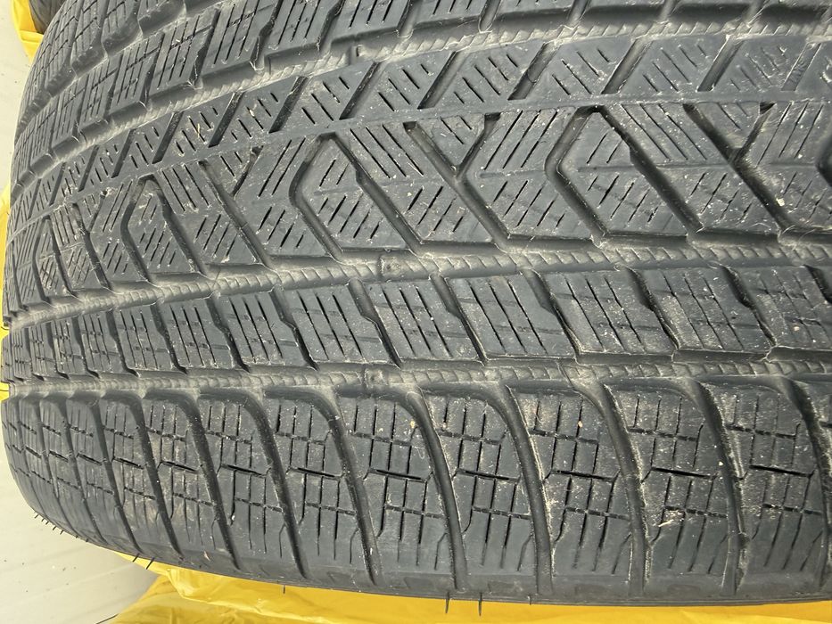 285/40/22 // 315/35/22 PIRELLI BMW X7