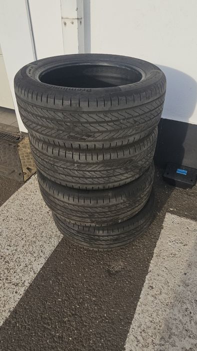 Anvelope Vara Continental Premiumcontact C 215/50R17 95V noi