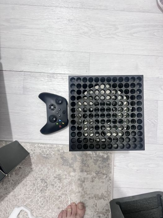 Продаю Xbox в хорошем состоянии