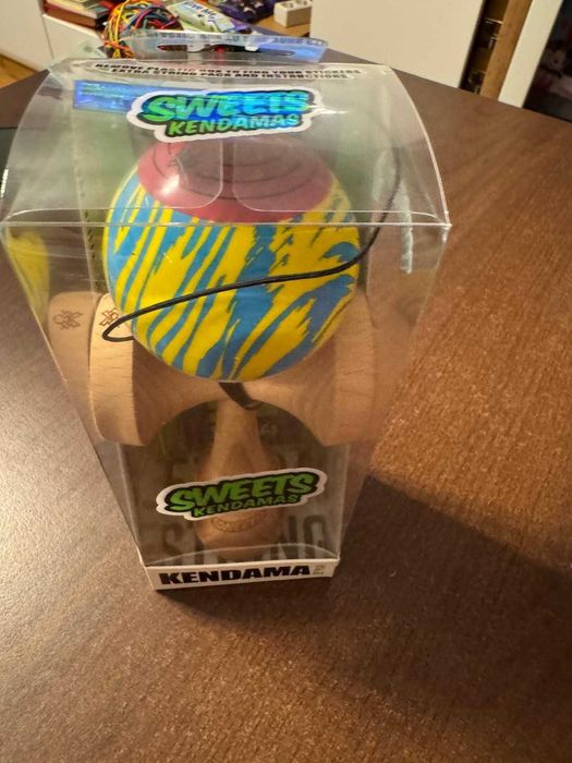 Kendama Sweets Prime Grain Split 2.0 - CMYC, noua !