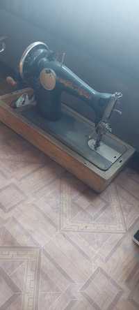 машинка швейная рабочяя