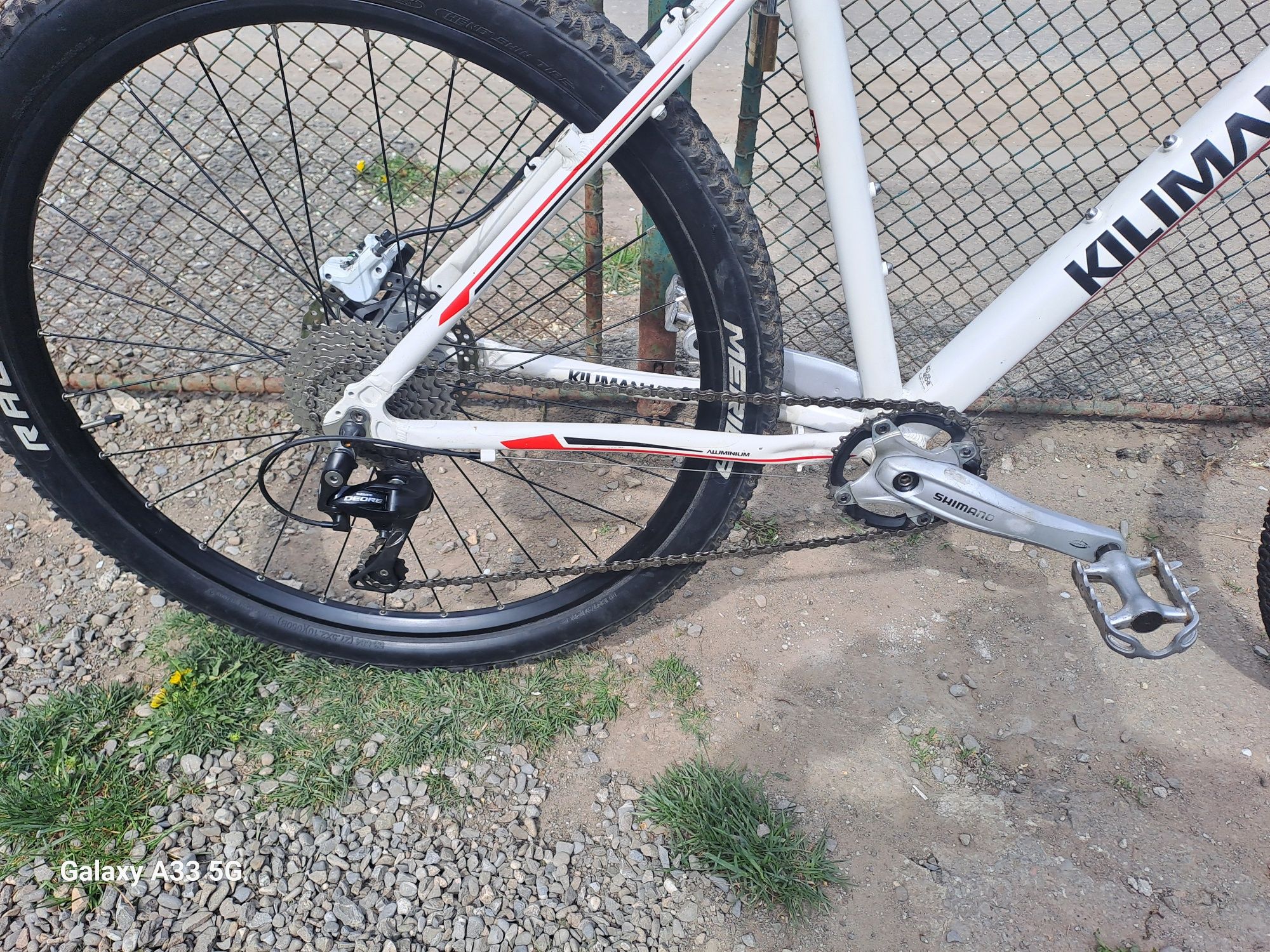 Vind bicicleta în perfecta stare de funcționare