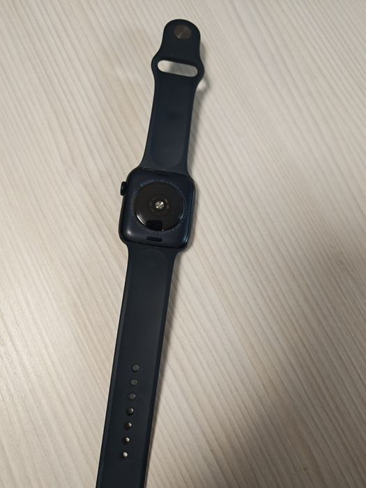 Vând iPhone 12 și Apple Watch SE gen 2