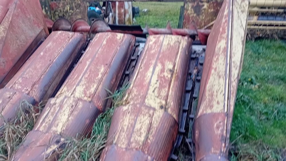 Combina New Holland 5140