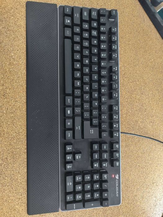 Геймърски компютър i5 / GTX 1060 6GB + 2 Samsung монитора