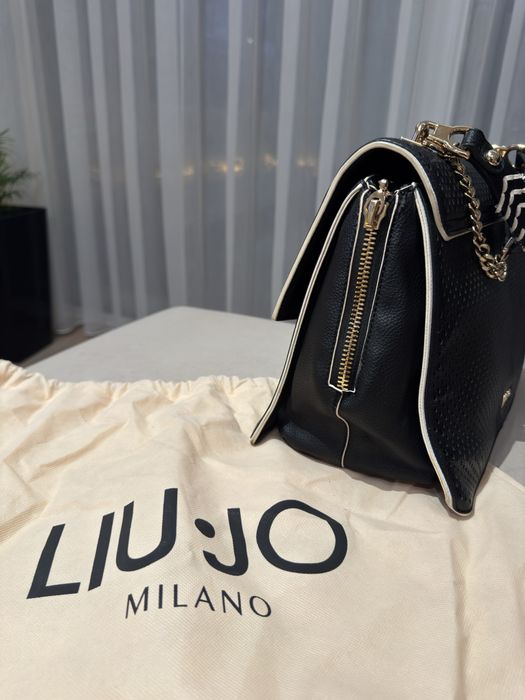 Кожена черна чанта Liu Jo