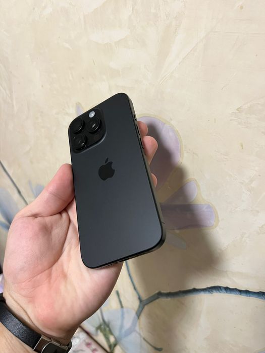 iPhone 16 Pro Piese Recarosare