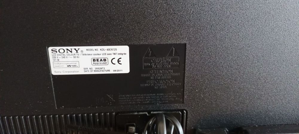 Телевизор SONY KDL-40EX 725