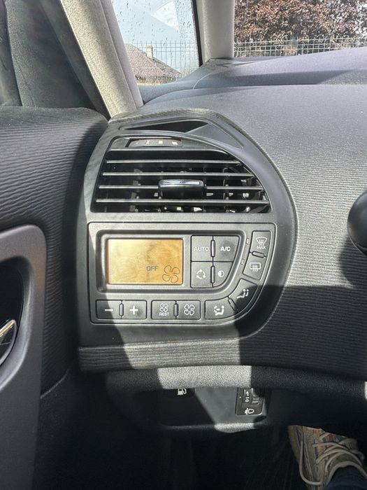 Citroen C4 Picasso 1.6 HDi – 2011 – Euro 5