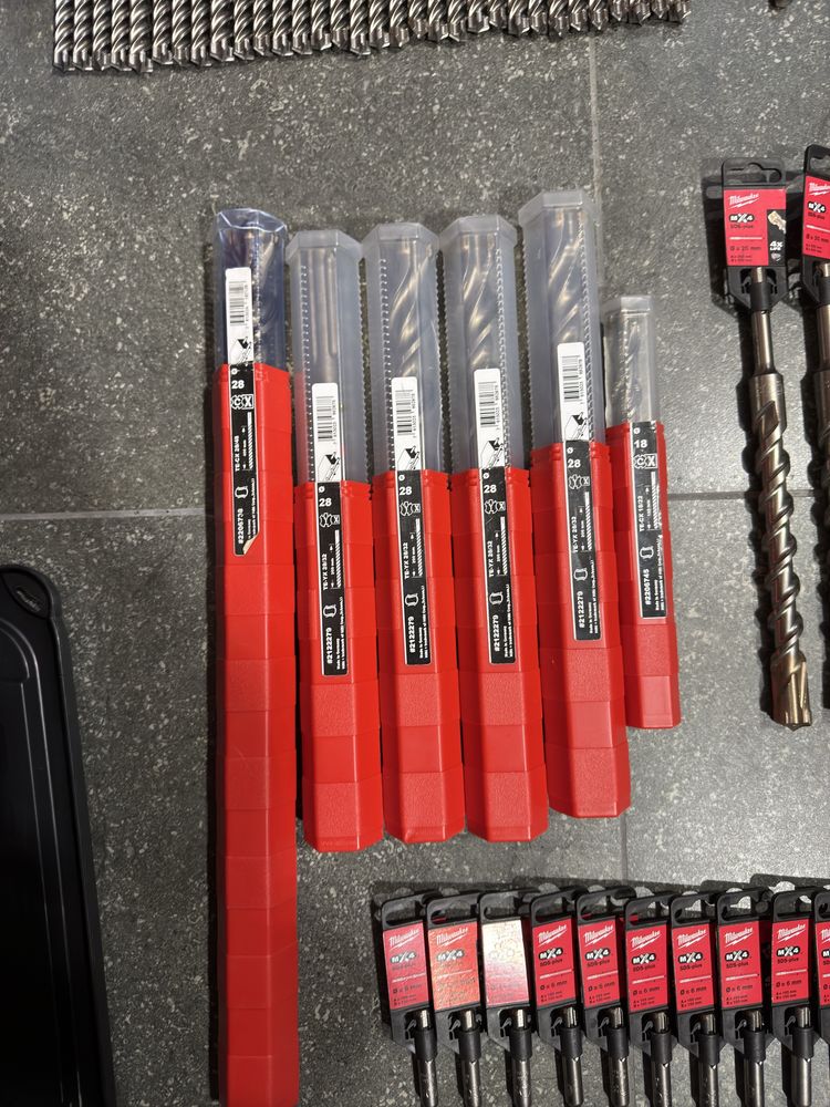 Burghie  beton Hilti si Milwaukee