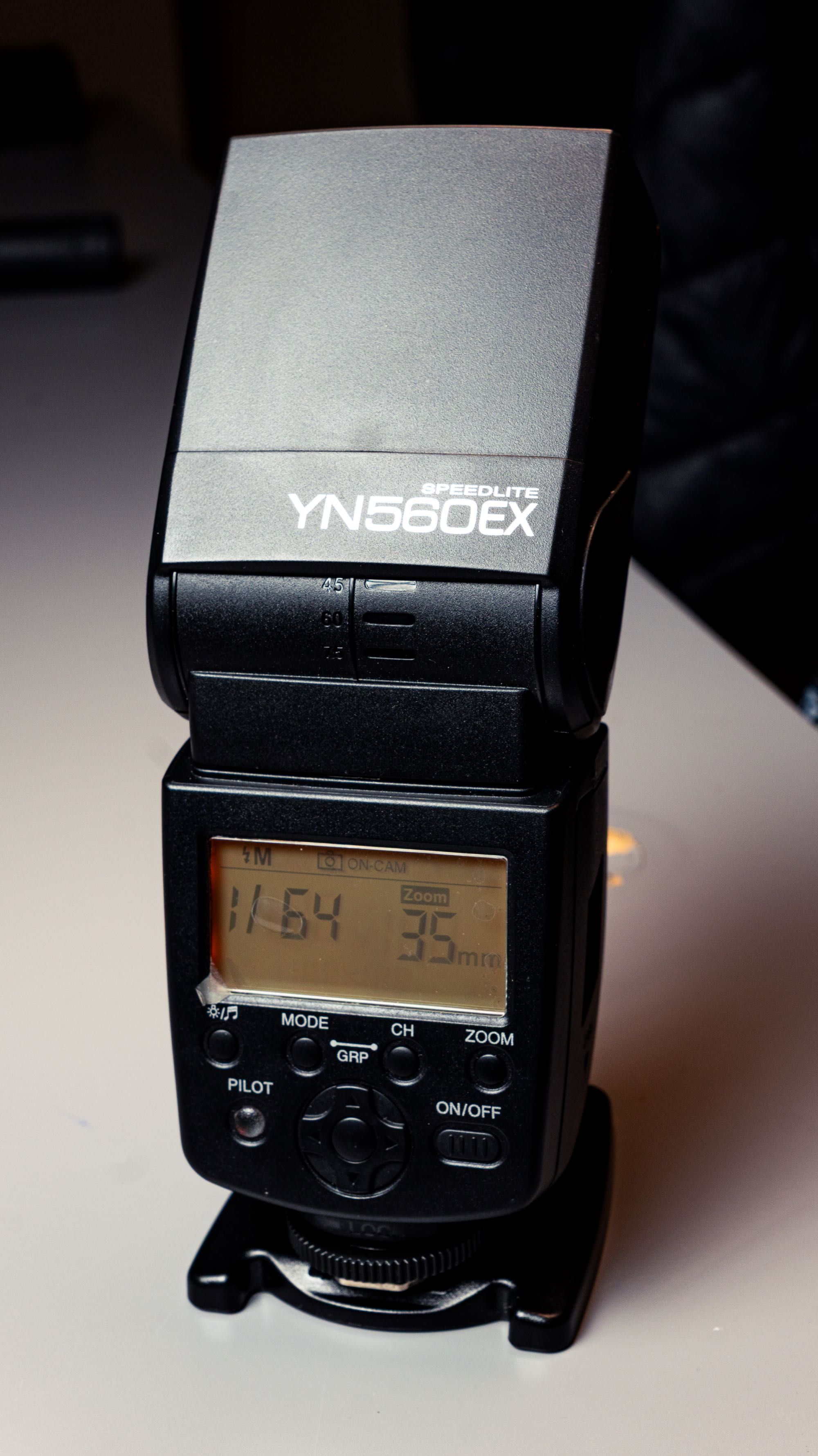 УНИКАЛНА Светкавица за събития и портрети - Yongnuo YN560EX