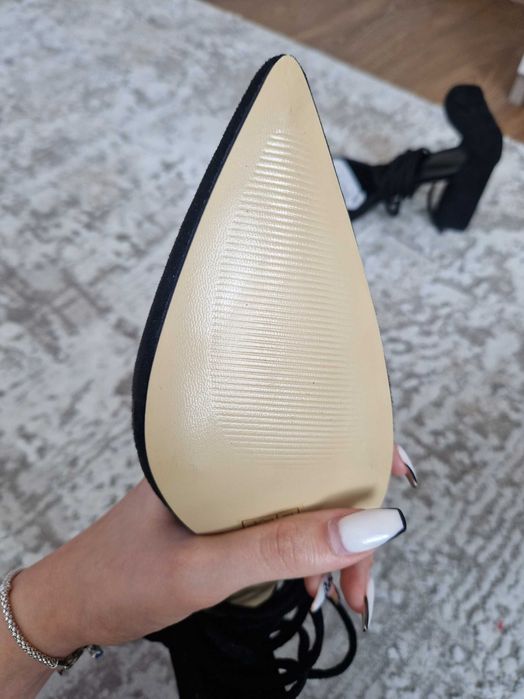 Затворени токчета